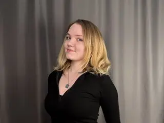 Livejasmin toy LoraKen