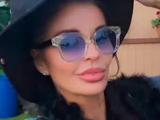 Videos videos RikaCoutts